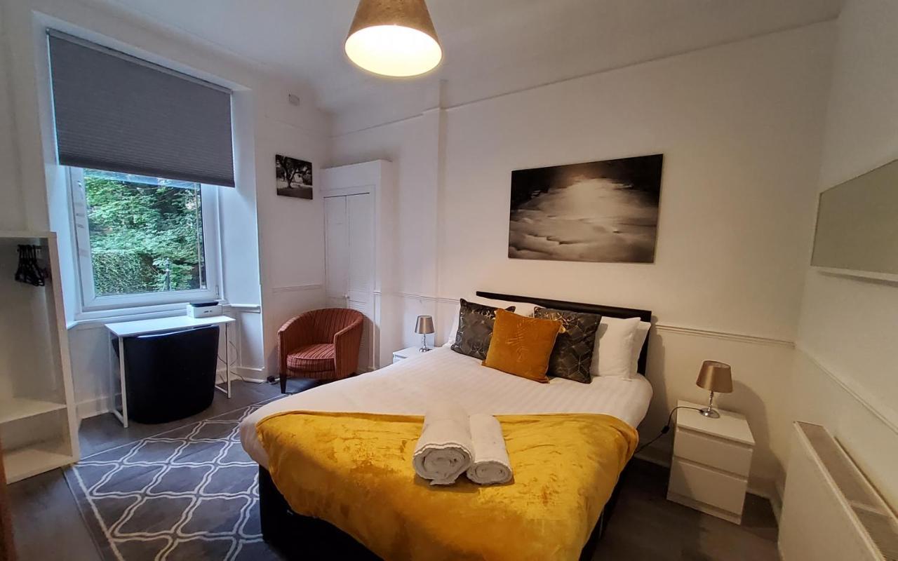 Leith Spectacular Apartment By Sensational Stay Short Lets & Serviced Accommodation With 6 Separate Beds & 2 Baths Edinburgh Eksteriør billede